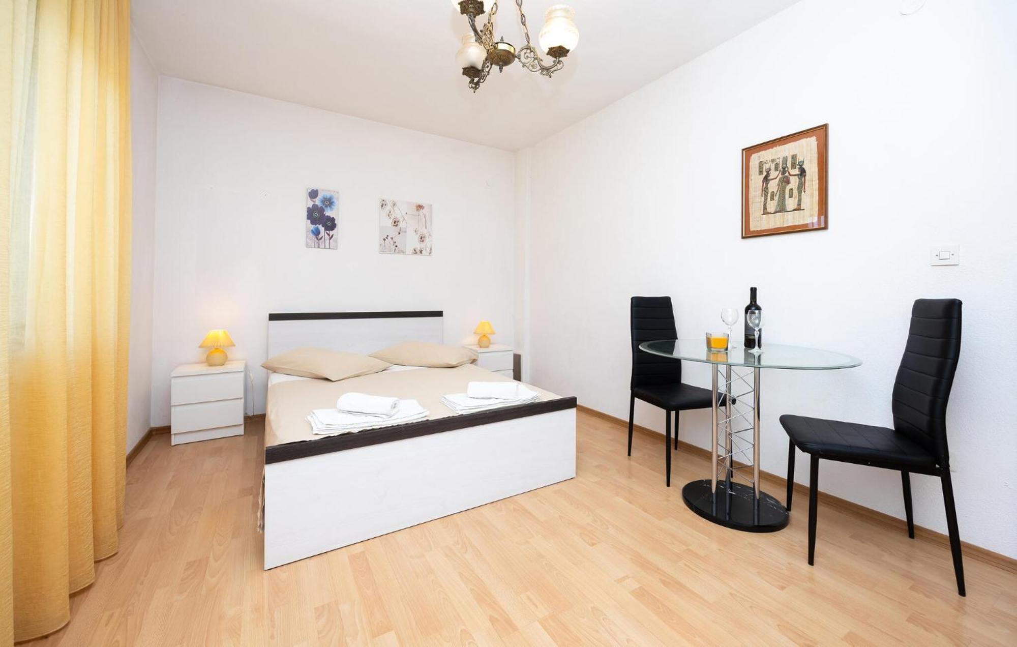 3 Bedroom Gorgeous Apartment In Трогір Екстер'єр фото
